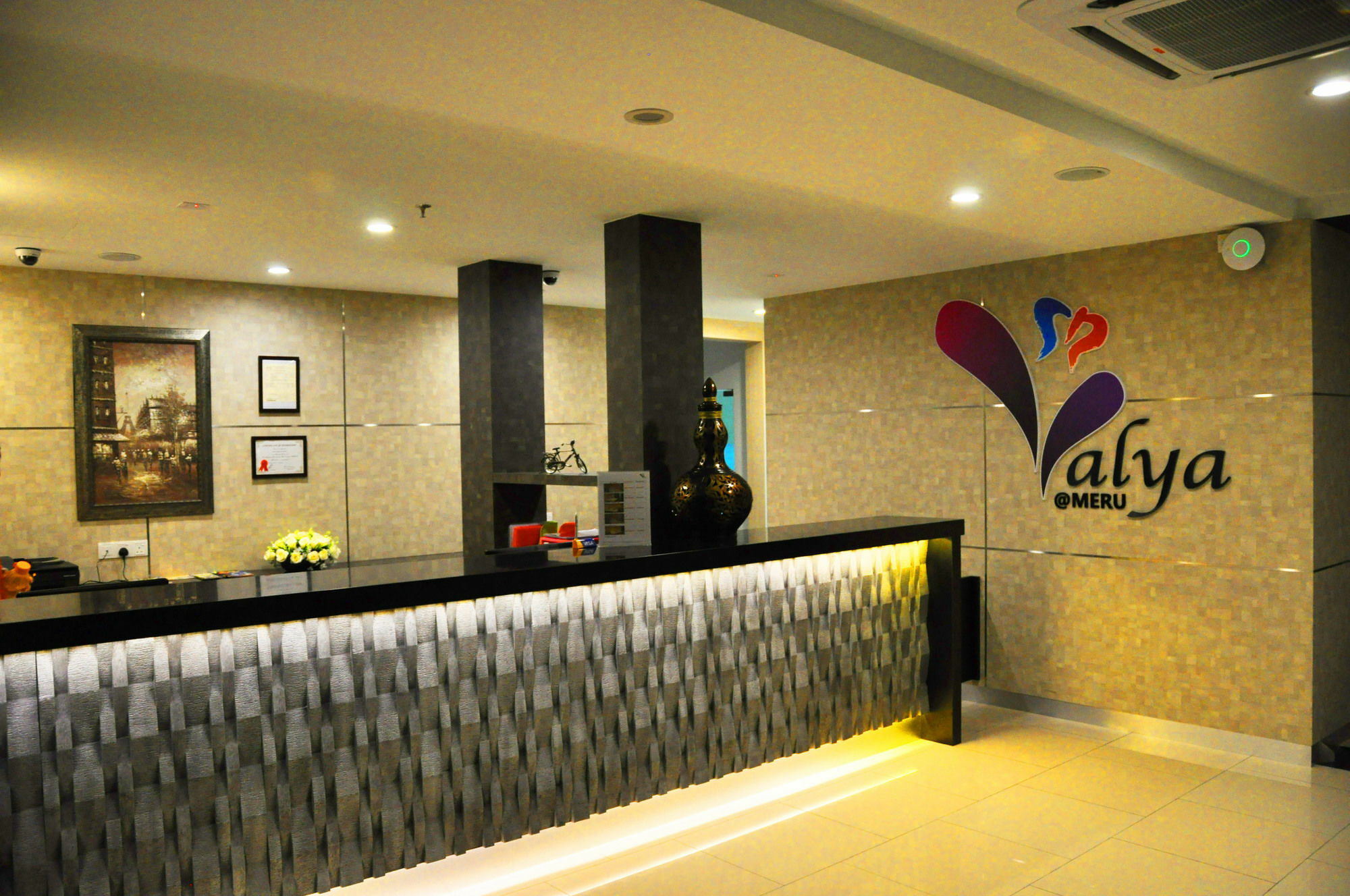 Valya Hotel, Ipoh Exteriör bild