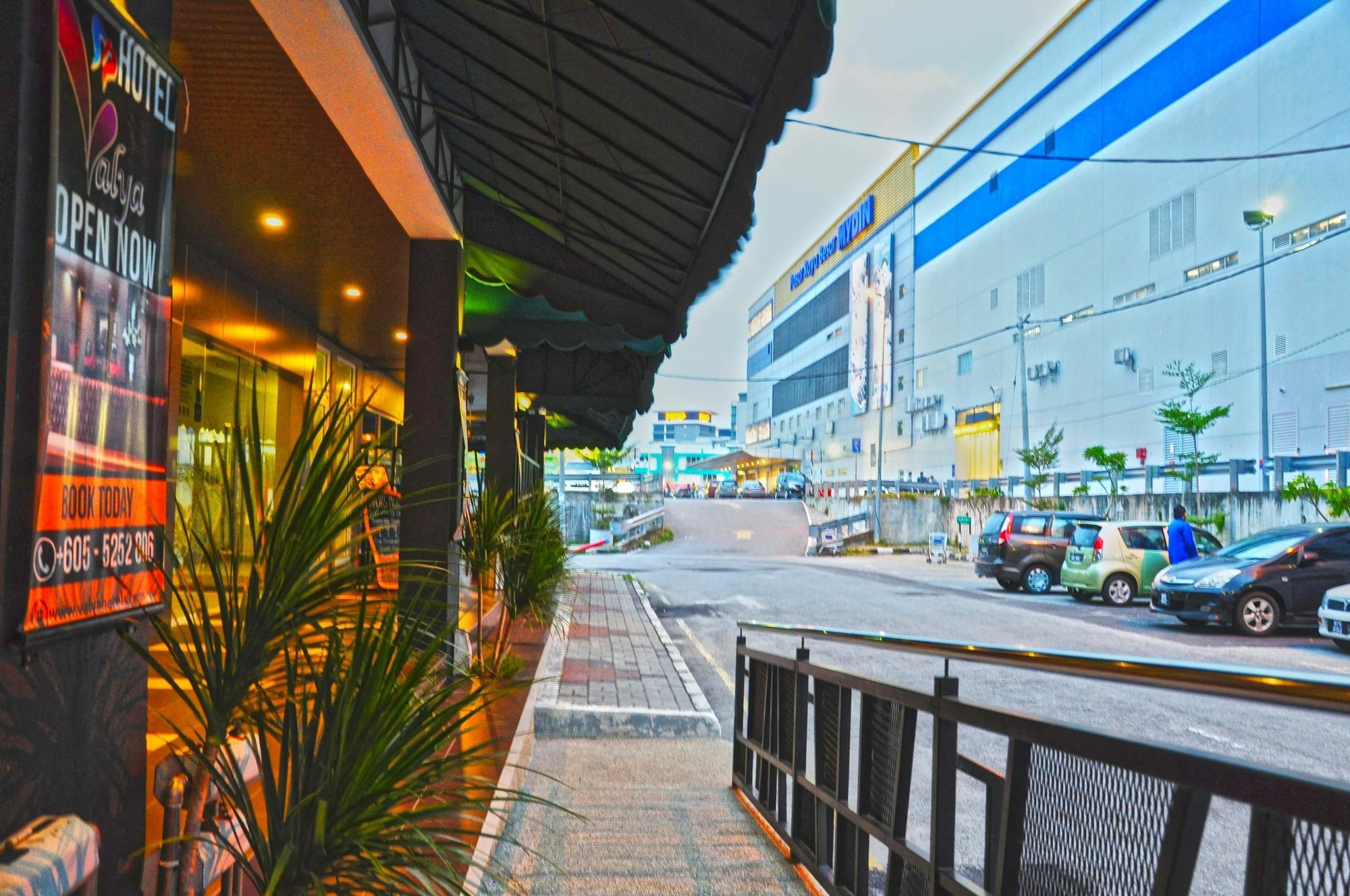Valya Hotel, Ipoh Exteriör bild